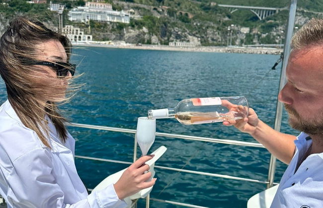 Amalfi Coast Boat Trip - Photo 3