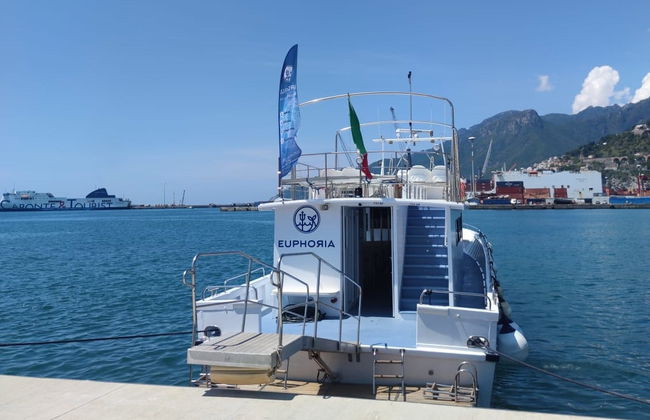 Amalfi Coast Boat Trip - Photo 4