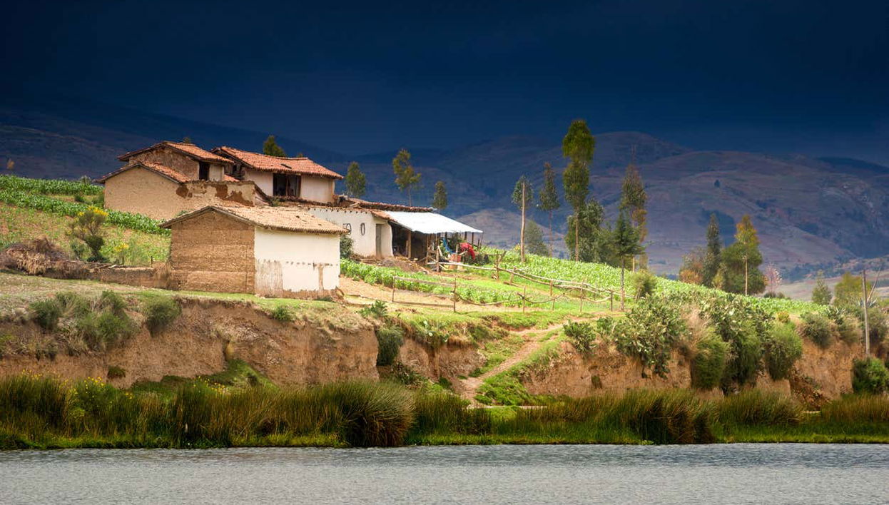 Chongos Bajo, Arwaturo + Ñahuimpuquio Lake Day Trip - Foto 1