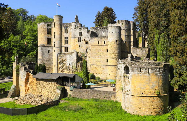 Beaufort, Vianden, Echternach et cascade de Schiessentümpel - Photo 2