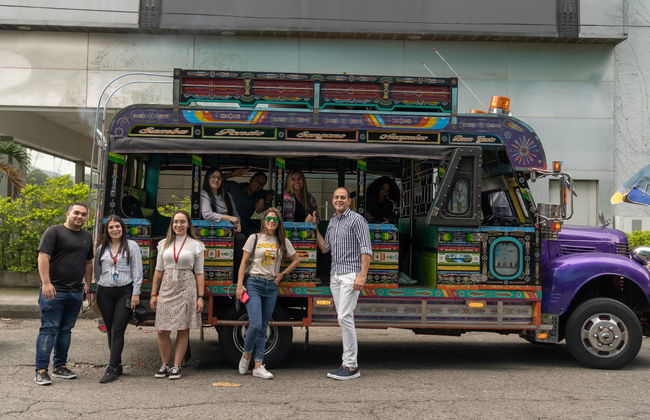 Balade en chiva dans Medellin - Photo 2