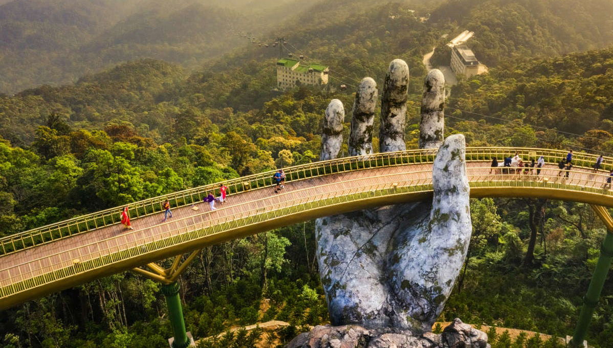 Excursion à la Colline de Ba Na et Pont d’Or - Photo 1