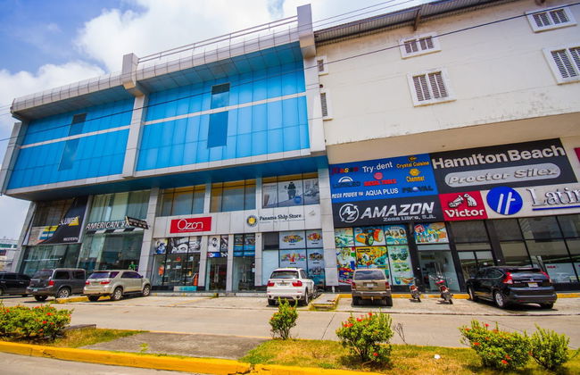 Colon Free Zone Shopping Trip - Foto 2