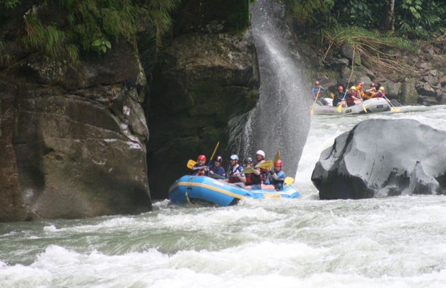 Rafting en el río Pacuare - Foto 2