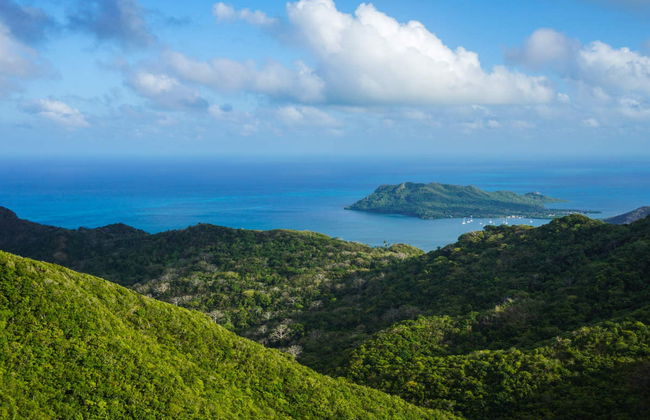 Horseback Riding in Providencia - Photo 3