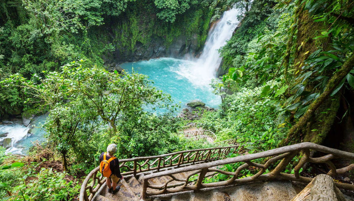 Senderismo por el río Celeste - Foto 1