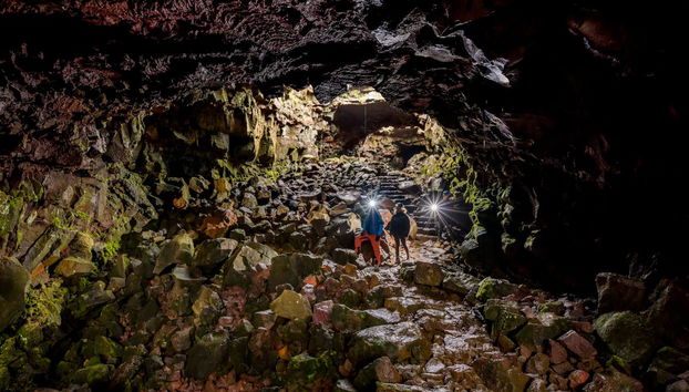 Tour por el túnel de lava Raufarhólshellir - Foto 4