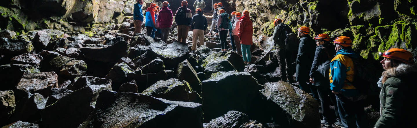 Tour por el túnel de lava Raufarhólshellir - Foto 1