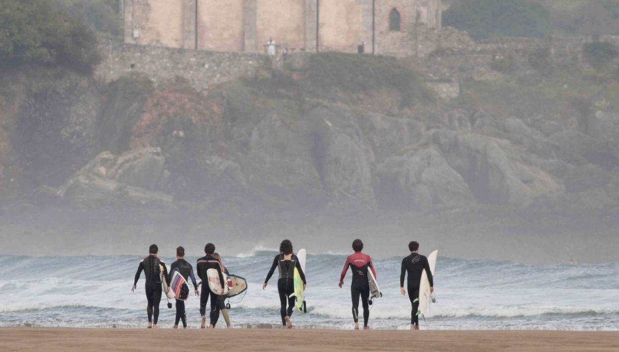 Cours de surf à Mundaka - Photo 1