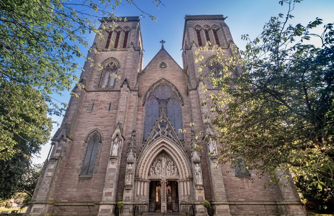 Inverness Sightseeing Bus - Photo 4