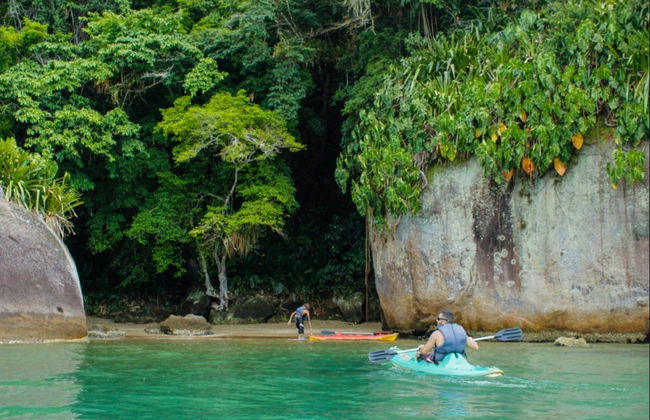 Tour en kayak por las playas y manglares de Paraty - Foto 4