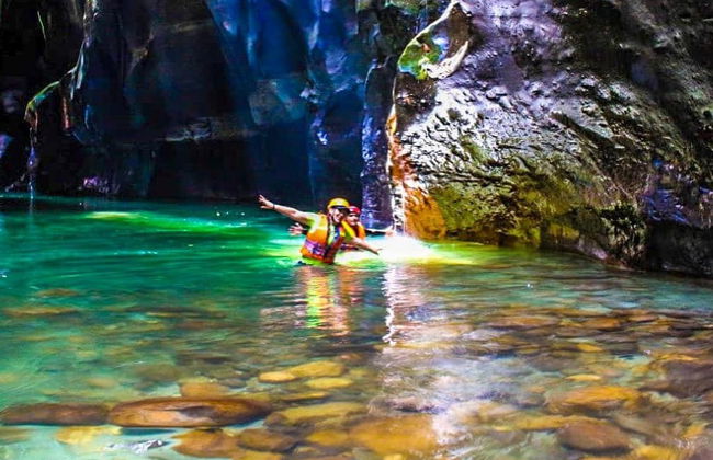 Tubing en el cañón del río Güape - Foto 2