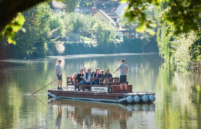 Paseo en barco tradicional por Český Krumlov - Foto 3
