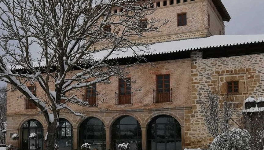 Tour in Ayala - Photo 1