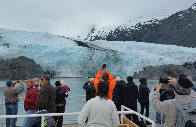 Glaciar Portage + Centro de Conservación de Vida Silvestre - Foto 2