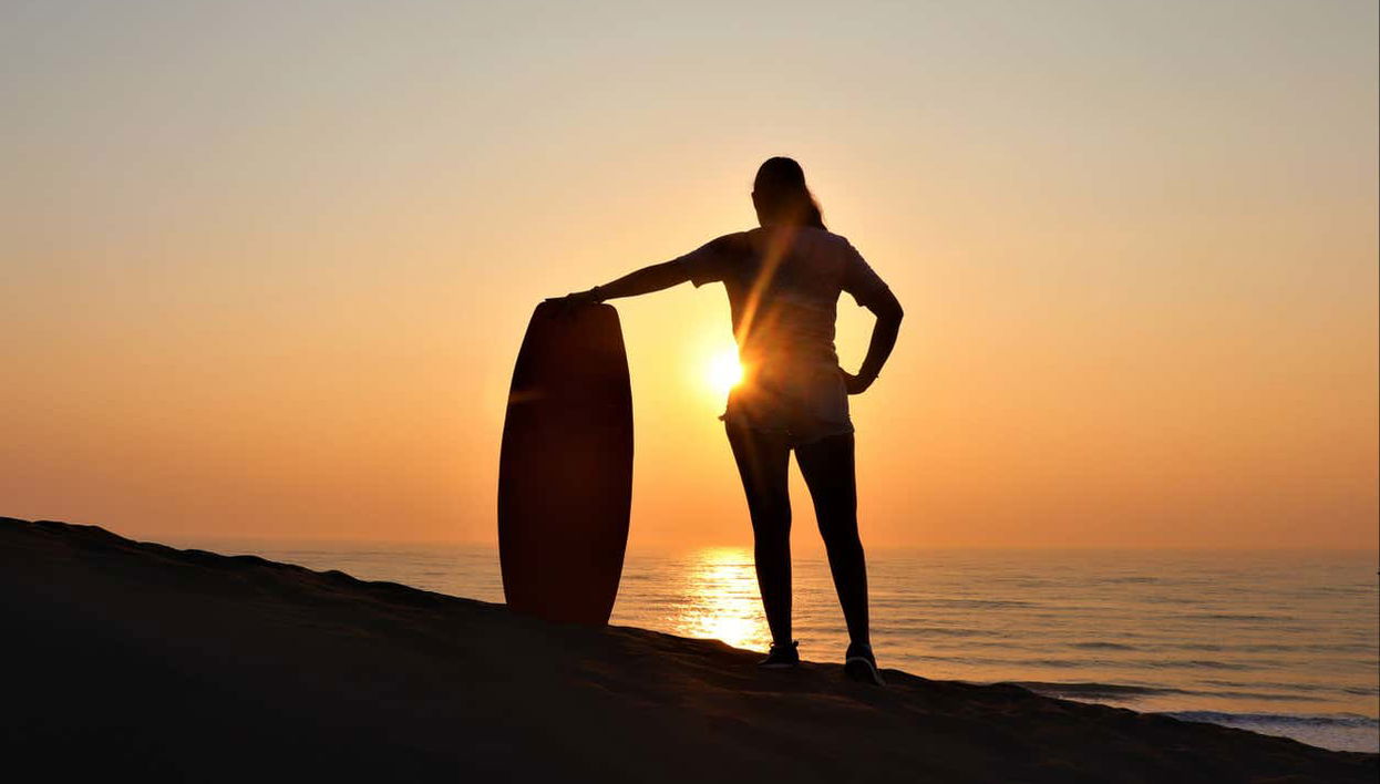 Sandboarding en las dunas de Chachalacas - Foto 1