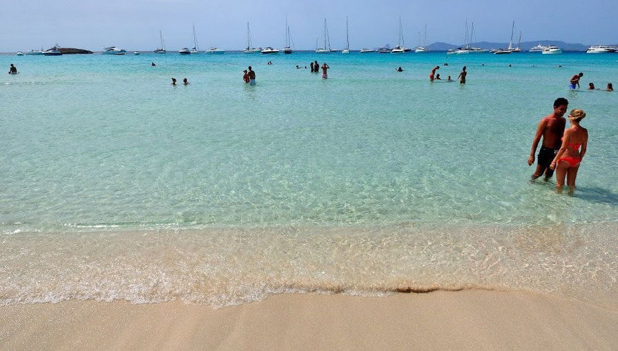 Boat Cruise to Ses Illetes Beach - Foto 1