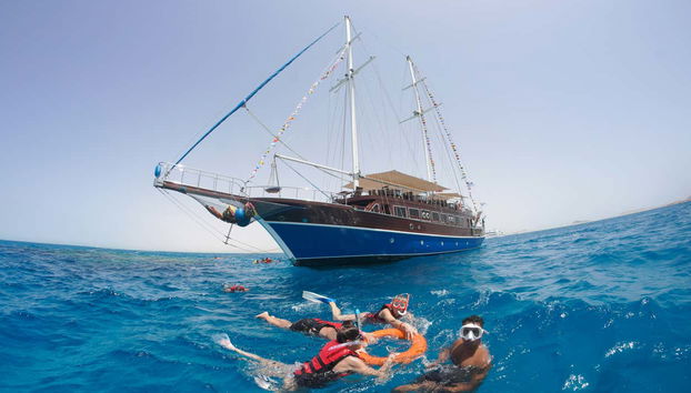Croisière en bateau pirate à Orange Bay - Photo 2