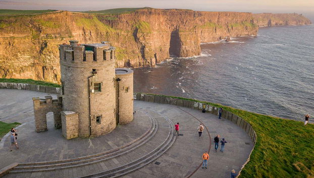 Excursión a los acantilados de Moher, castillo de Bunratty y Ennis - Foto 5
