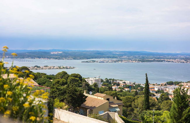 Sète Trip & Oyster Tasting - Photo 1