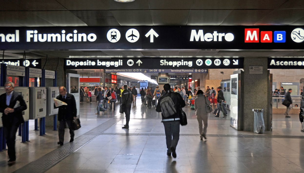 Autobús de Civitavecchia al aeropuerto de Fiumicino - Foto 1