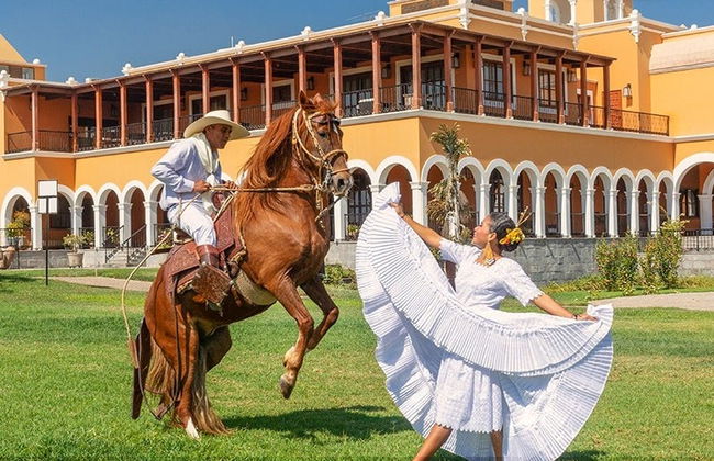 Hacienda La Caravedo Folkloric Dinner Show & Pisco Tasting - Photo 4