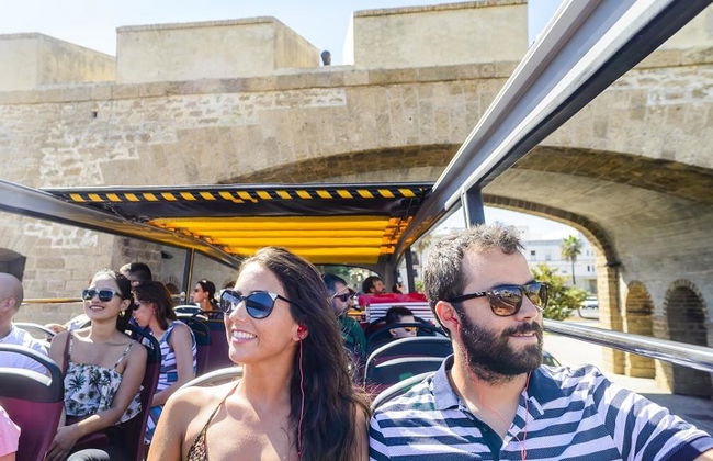 City Sightseeing Cádiz - Tour Hop-On Hop-Off - Foto 4