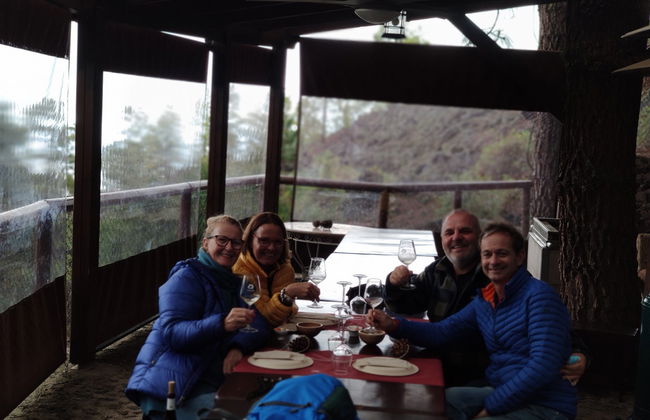 Visita a las Bodegas Ferrera - Foto 1