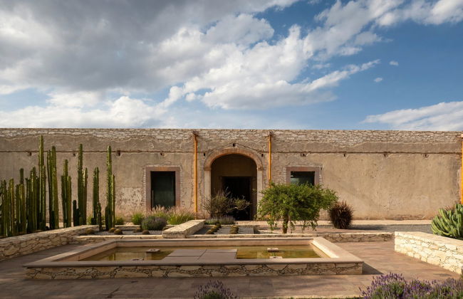 Private Tour to Mineral de Pozos - Photo 1