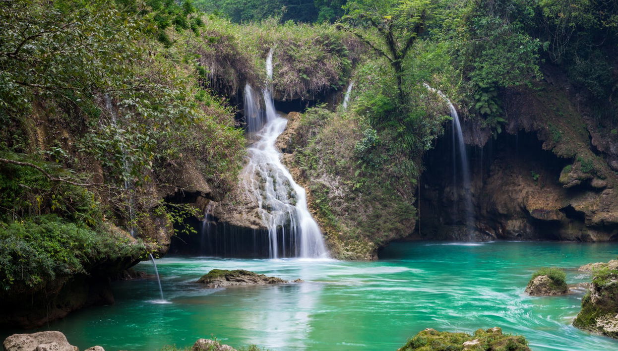 Semuc Champey, Cobán y el santuario del Quetzal en 3 días - Foto 1