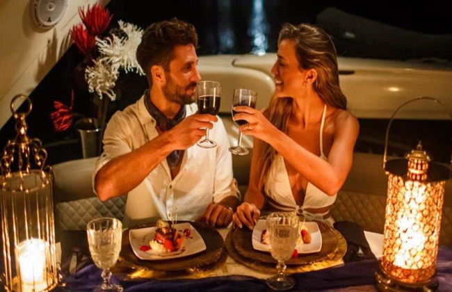 Jantar romântico em um iate de luxo - Cruzeiro privado - Foto 1