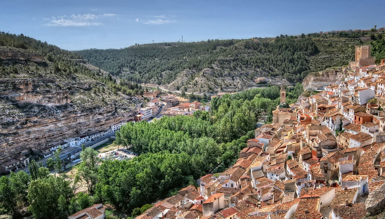 Visita guiada por Alcalá del Júcar - Foto 1