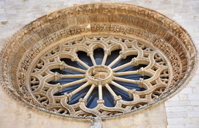 James Bond Tour in Matera - Photo 6