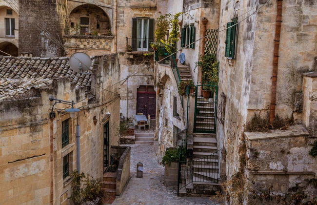 James Bond Tour in Matera - Photo 5