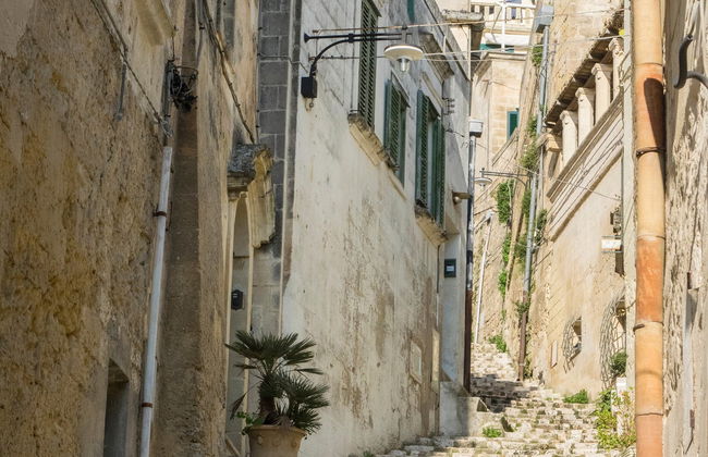 James Bond Tour in Matera - Photo 4