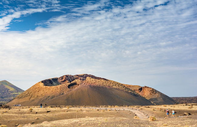 Tour en coche eléctrico por Timanfaya - Foto 1