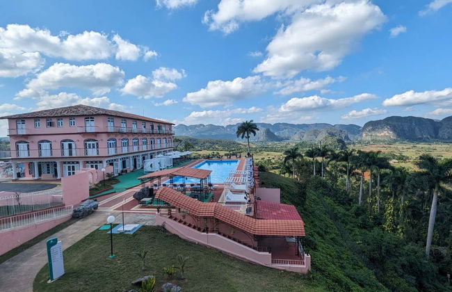 Day Trip to Viñales Valley & Las Terrazas - Photo 2