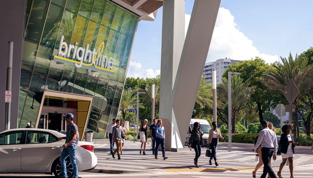 West Palm Beach to Miami High-Speed Train Ticket - Foto 4