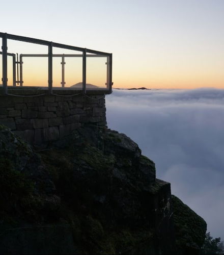 Foto de Ruta privada de senderismo por el monte Fløyen y Rundemanen