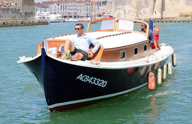 Passeio de barco tradicional pela baía de La Rochelle - Foto 2
