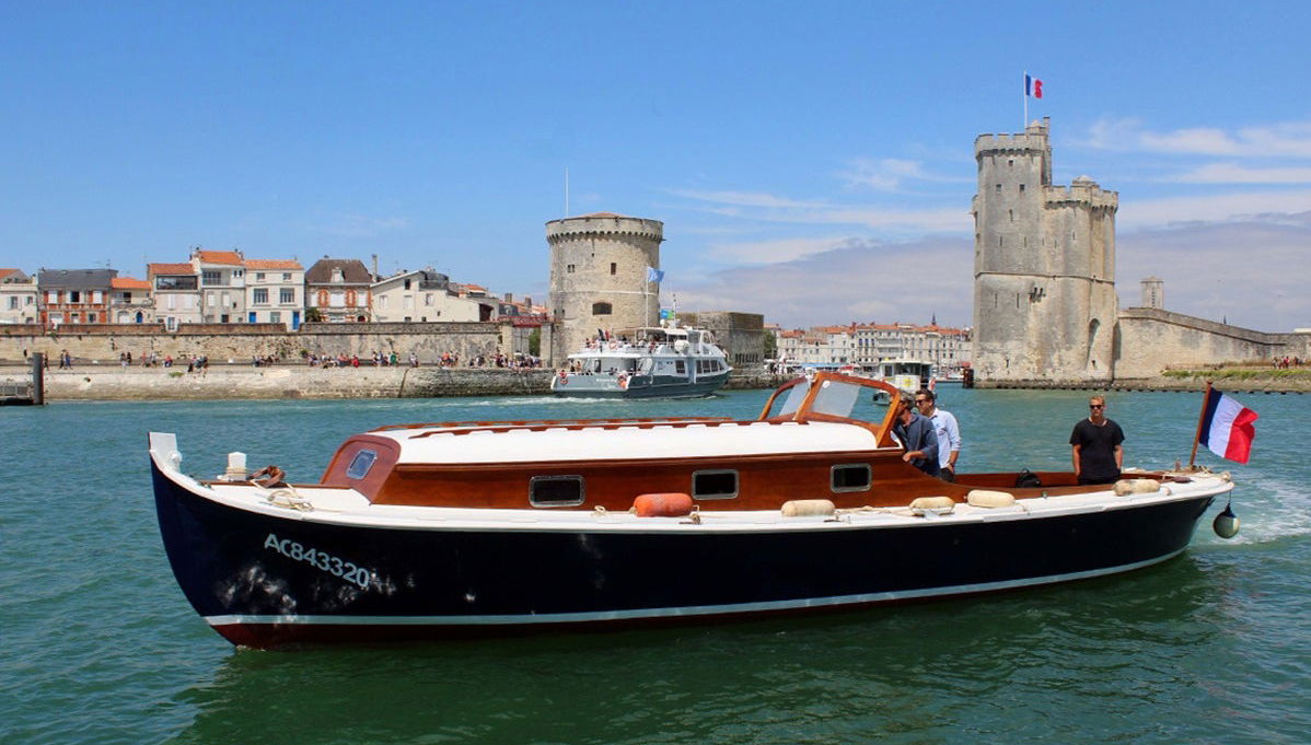 Giro in barca tradizionale nella baia de La Rochelle - Foto 1