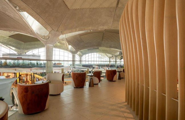 Plaza Premium Lounge: Aeropuerto Internacional Queen Alia, Salidas Internacionales - Entrada - Foto 10