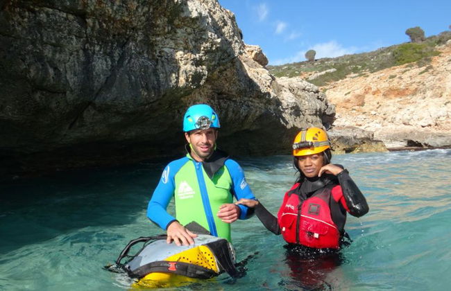Spéléologie dans la Cova des Coloms - Excursion d'une demi-journée - Photo 2