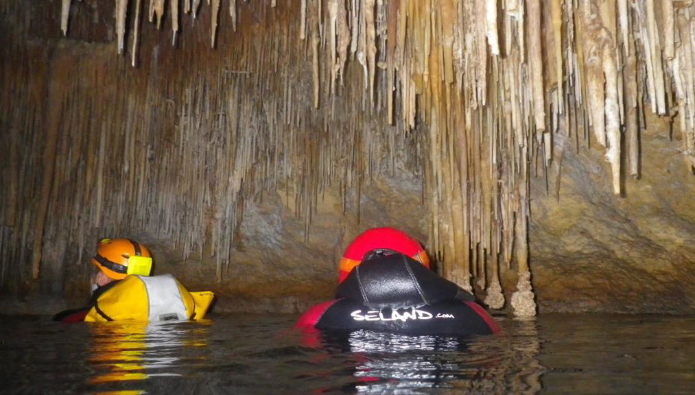 Espeleología en la Cova des Coloms - Tour de medio día - Foto 1