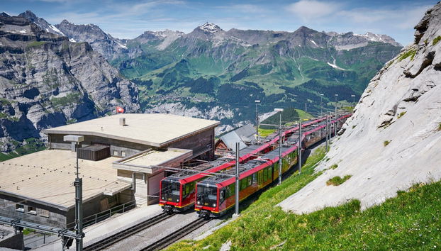 From Lauterbrunnen: Rack Railway to Jungfraujoch - Top of Europe - Foto 3