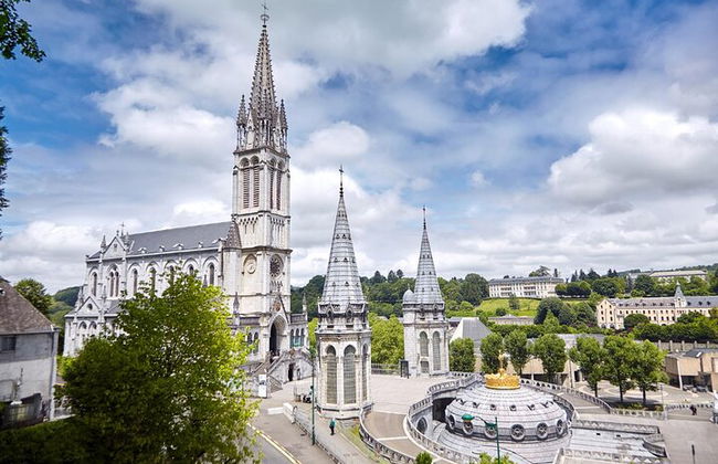 Beste Einführung in Lourdes in 2 Stunden mit einem Einheimischen - Foto 2