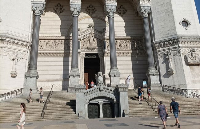 Private tour of Lyon on Fourvière hill - 2 hours - Foto 2