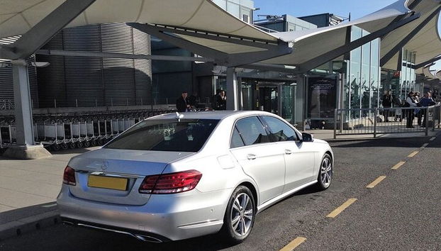 Traslado privado desde el puerto de Liverpool al aeropuerto de Liverpool (LPL) - Foto 3