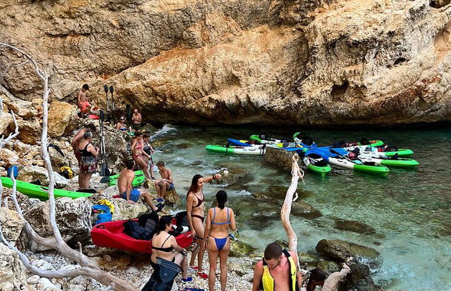 Kayak Granadella Excursión Guiada en sus cuevas y Cala en Caló - Foto 8