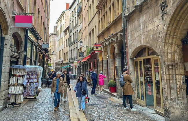 Tour privado a pie de 6 horas por Lyon con guía certificado - Foto 19